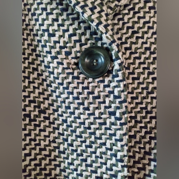 Elana by Tanner Silk Weave Button Front Jacket with Pockets - Picture 4 of 9